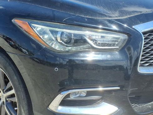 Used 2019 INFINITI QX60 Luxe w/ Essential Package FWD image 8