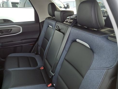 Used 2025 Ford Bronco Sport Outer Banks w/ Outer Banks Tech Package+ image 13