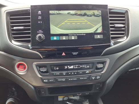 Certified 2021 Honda Pilot Special Edition image 14