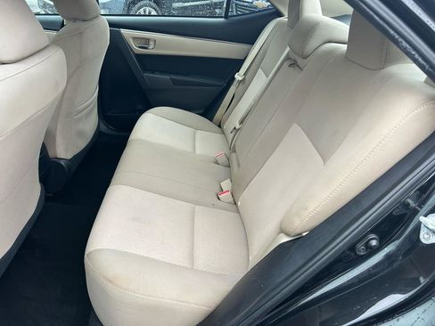 Used 2015 Toyota Corolla LE FWD image 22