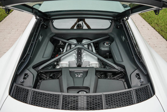 Used 2022 Audi R8 V10 performance RWD image 14