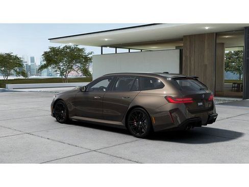 New 2026 BMW M5 Touring AWD/4WD image 16