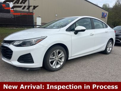 Used 2019 Chevrolet Cruze LT w/ Convenience Package