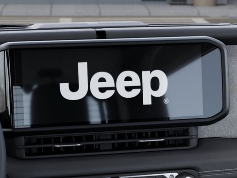 New 2026 Jeep Wrangler Unlimited Sahara AWD/4WD image 47