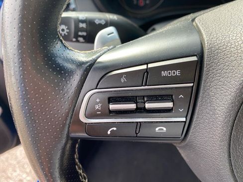 Used 2018 Kia Stinger GT2 AWD/4WD image 18