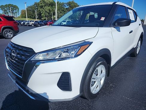 Used 2025 Nissan Kicks Play S image 7