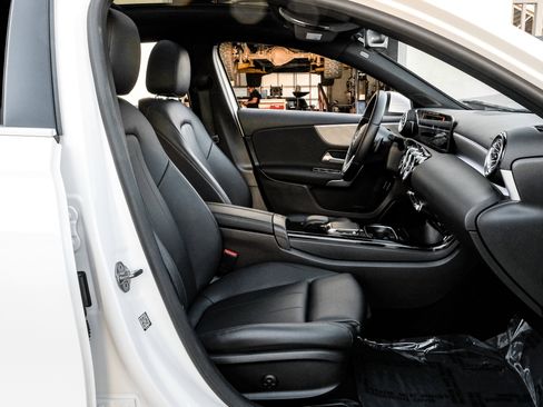 Used 2022 Mercedes-Benz A 220 image 33