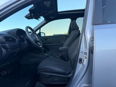 Used 2025 Subaru Forester Premium w/ Convenience Package #2 AWD/4WD image 5