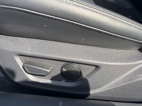 Used 2024 Ford Mustang GT Premium image 14