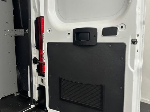 Used 2022 RAM ProMaster 2500 w/ Convenience Group image 22