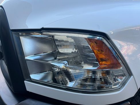 Used 2016 RAM 3500 Tradesman image 11