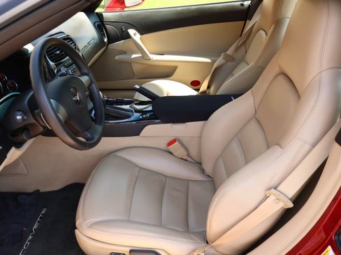 Used 2008 Chevrolet Corvette Coupe w/ Z51 Performance Package image 9