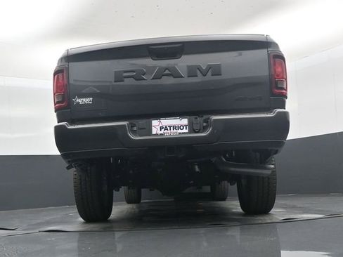 New 2026 RAM 2500 Big Horn AWD/4WD image 38
