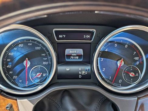 Used 2018 Mercedes-Benz GLS 550 4MATIC image 11
