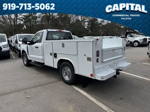 New 2026 Ford F250 XL w/ XL Chrome Package RWD image 8