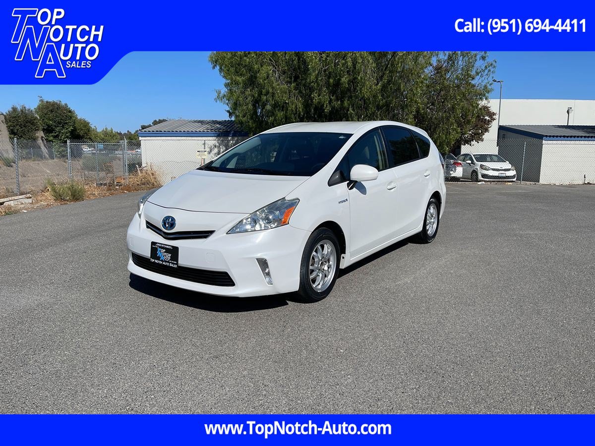 Used 2014 Toyota Prius V Three FWD image 1