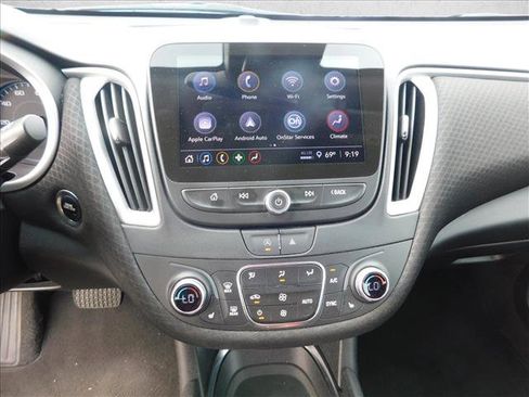 Used 2024 Chevrolet Malibu LT image 13