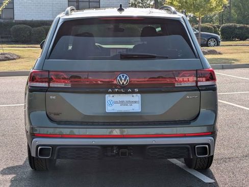 New 2026 Volkswagen Atlas Peak Edition AWD/4WD image 5