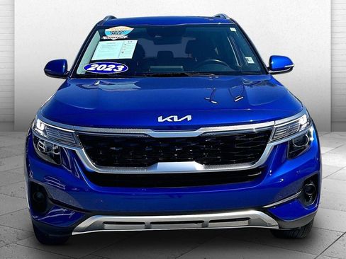 Used 2023 Kia Seltos S FWD image 2