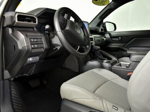 Certified 2025 Toyota Tacoma SR5 image 16