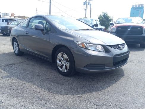 Used 2013 Honda Civic LX image 3