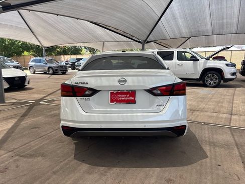 New 2026 Nissan Altima 2.5 SV AWD/4WD image 5