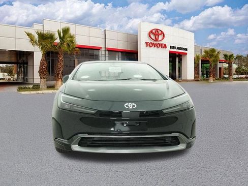 New 2026 Toyota Prius XLE image 32