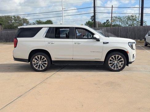 Used 2021 GMC Yukon Denali w/ Denali Ultimate Package image 4