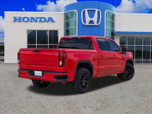 Used 2024 GMC Sierra 1500 Elevation image 3