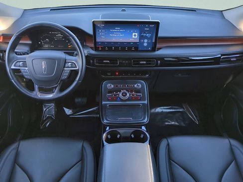 Used 2022 Lincoln Nautilus Reserve image 15