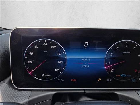 Used 2022 Mercedes-Benz C 300 Sedan image 9