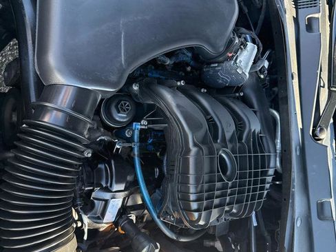 Used 2017 Dodge Charger SXT w/ Plus Group image 27