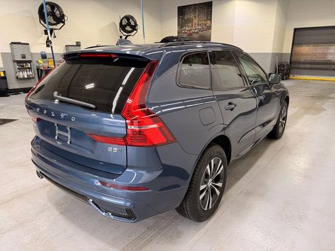 Used 2025 Volvo XC60 B5 Core w/ Climate Package AWD/4WD image 5
