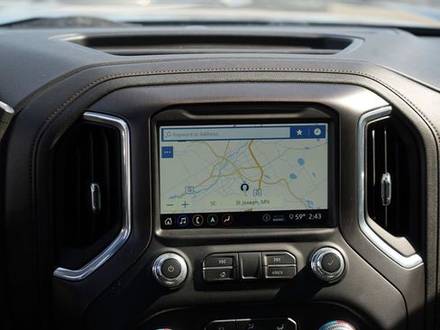 Used 2020 GMC Sierra 3500 AT4 w/ AT4 Premium Package image 23