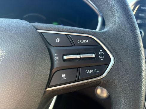 Used 2020 Hyundai Santa Fe SEL image 16