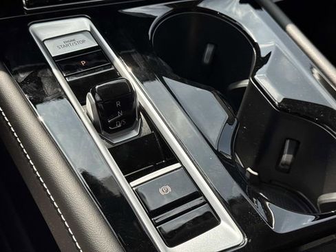 New 2026 Volkswagen Atlas SE FWD image 24