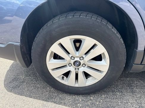 Used 2018 Subaru Outback 2.5i Premium AWD/4WD image 14