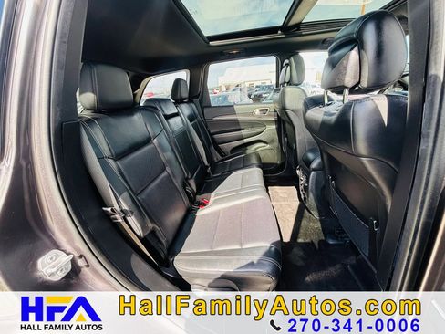 Used 2015 Jeep Grand Cherokee Limited w/ Luxury Group II image 28