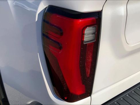 Used 2024 GMC Sierra 2500 Denali w/ Denali Reserve Package image 28