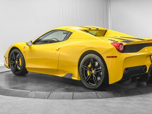 Used 2015 Ferrari 458 Speciale A image 63
