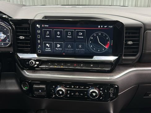 Used 2025 GMC Sierra 1500 SLT w/ SLT Premium Plus Package image 26