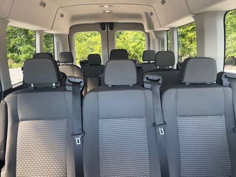 Used 2024 Ford Transit 350 XLT RWD image 33