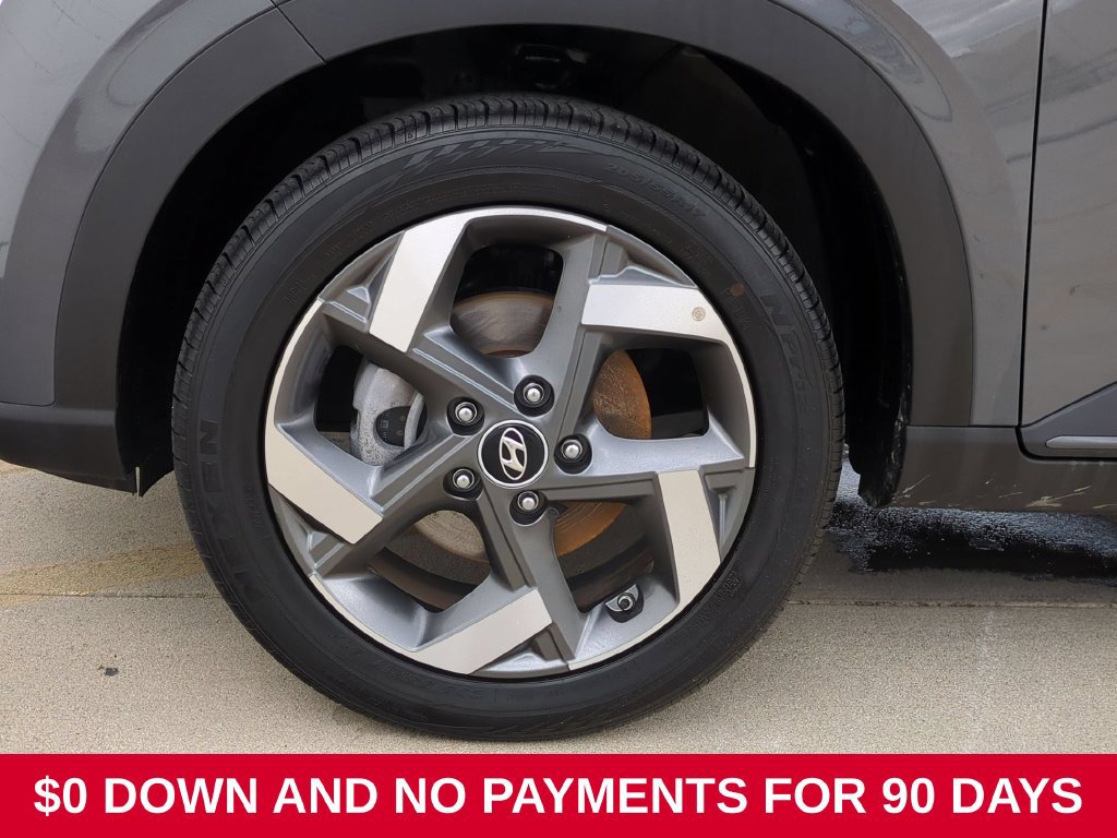 Used 2025 Hyundai Venue Limited FWD image 35