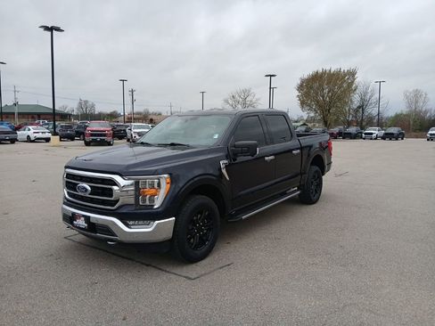 Used 2021 Ford F150 XLT w/ Equipment Group 302A High AWD/4WD image 3