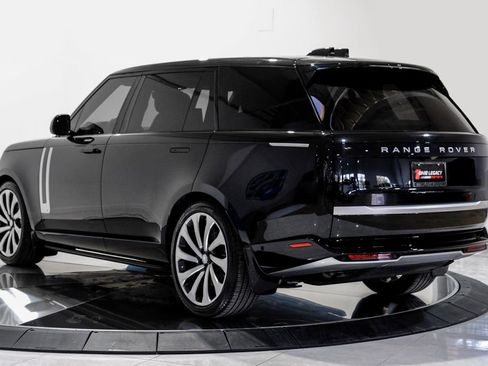 Used 2024 Land Rover Range Rover Long Wheelbase Autobiography AWD/4WD image 7