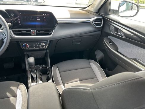 Used 2026 Chevrolet TrailBlazer LT FWD image 11