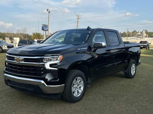 Used 2025 Chevrolet Silverado 1500 LT image 13
