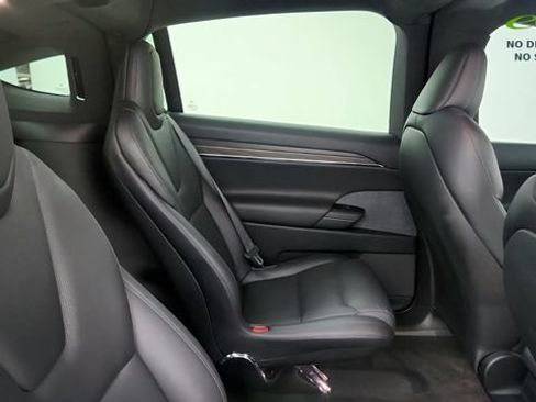 Used 2022 Tesla Model X AWD/4WD image 35