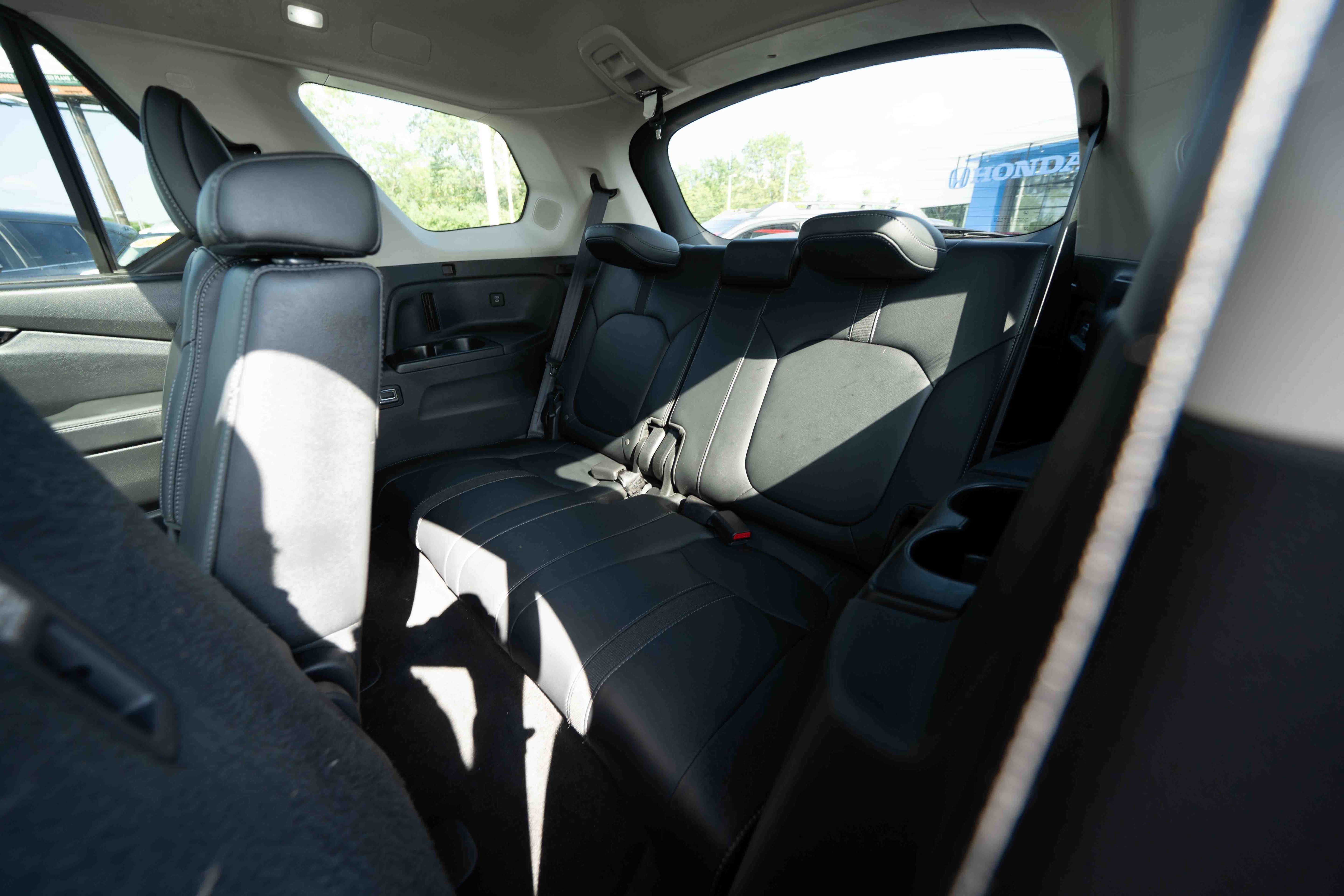 Used 2024 Honda Pilot Touring image 24