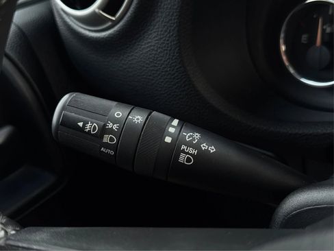 Used 2017 Jeep Wrangler Unlimited Rubicon w/ Connectivity Group image 19